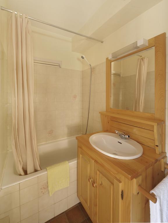 Location D'Appartements - La Residence ลาคลูซาซ์ ภายนอก รูปภาพ