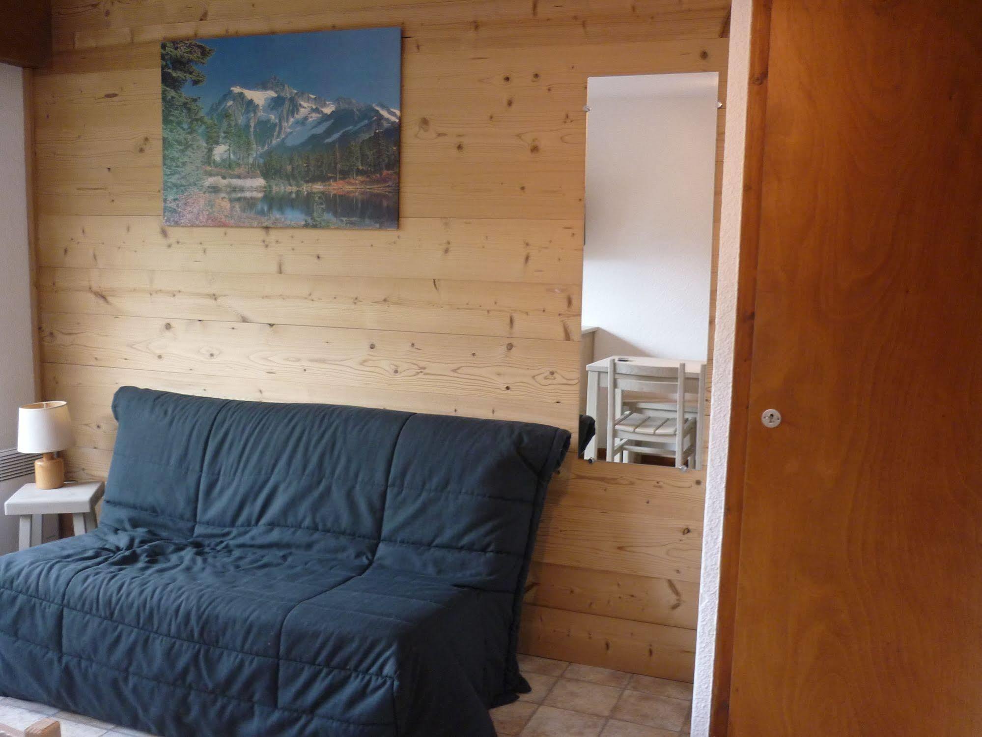Location D'Appartements - La Residence ลาคลูซาซ์ ภายนอก รูปภาพ
